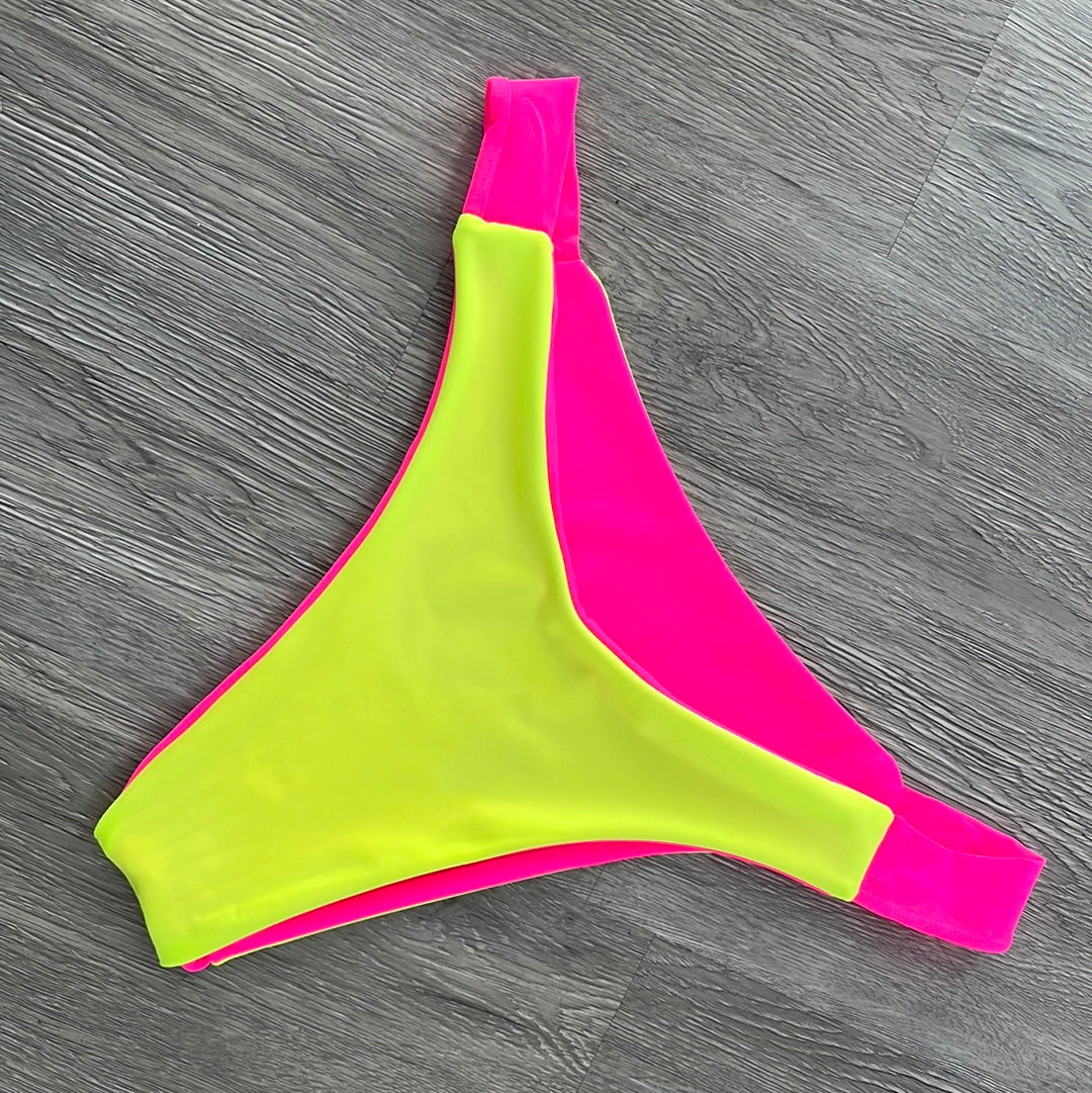 Classic Scoop Bottom