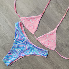 Load image into Gallery viewer, Ordinary Barbie triangle
