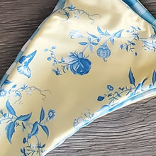 Load image into Gallery viewer, South Hampton Scrunchie
