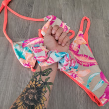 Load image into Gallery viewer, Tahiti Dream Scrunchie

