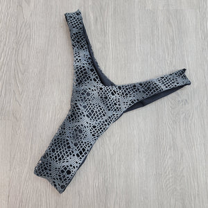 The Dark Web Scoop Bottoms