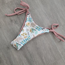 Load image into Gallery viewer, Ribbed Nevada Bali Sample
