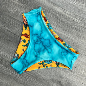 Tooled Turquoise Kona Bottom