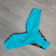 Load image into Gallery viewer, Tiffany&#39;s Kitty Zoey bottoms
