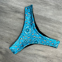 Load image into Gallery viewer, Precious Paisley Scoop Bottoms

